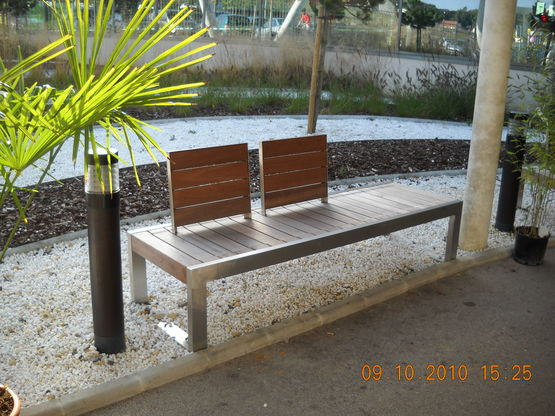  Banc public contemporain avec option dossiers | BASKOP - NORCOR