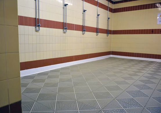 Caillebotis en polypropylène saunas - spas | MOSAIK CREATION - produit présenté par MOSAIK CREATION