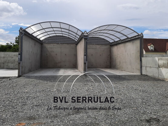  Fermeture arrière par ventelles pour abris télescopiques en aluminium | BVL SERRULAC - BVL SERRULAC