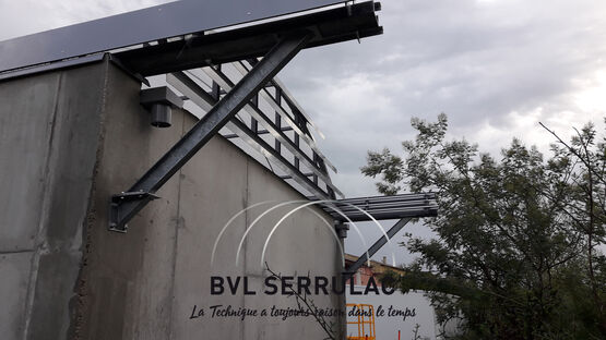 Option Dégagement arrière - Abris télescopiques en aluminium - produit présenté par BVL SERRULAC