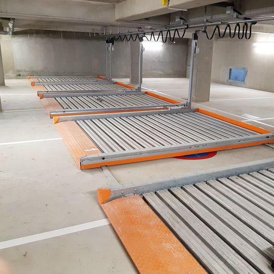 Plateforme à déplacement latéral pour stationnement de voitures | Parksystem PQ latérale - produit présenté par SDEI / KLAUS MULTIPARKING FRANCE