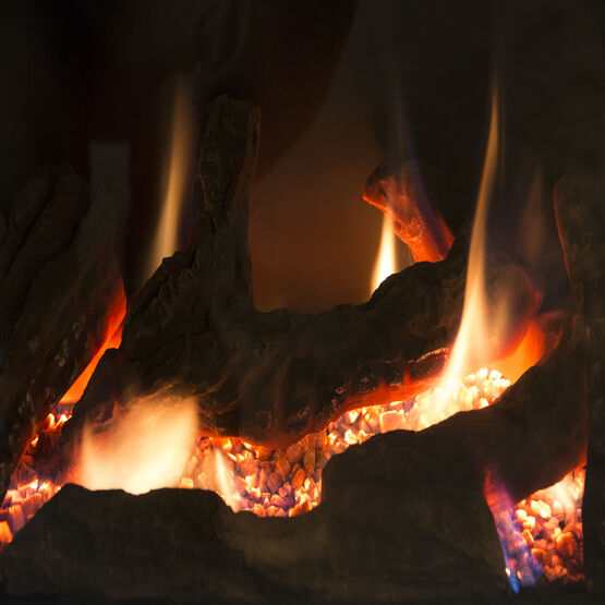 Poêle à gaz en acier à combustion ouverte ou fermée | Peak Gaz Saey - produit présenté par BEST FIRES