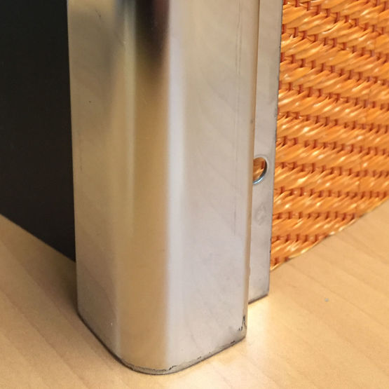 Protection d’angle de murs à sceller en inox | ADESOL - TECNO-K