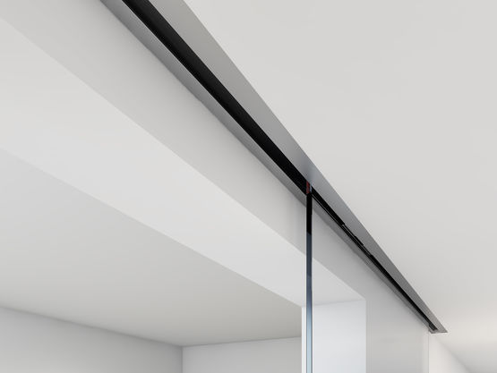 Rail fixation sol/plafond