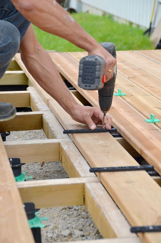  Système pour la fixation invisible de lame de terrasse bois | FIXEGO  - TMP CONVERT