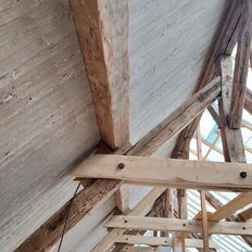 Panneau d'isolation de toiture en bois massif ciré | Usystem Roof OS Wood Greige